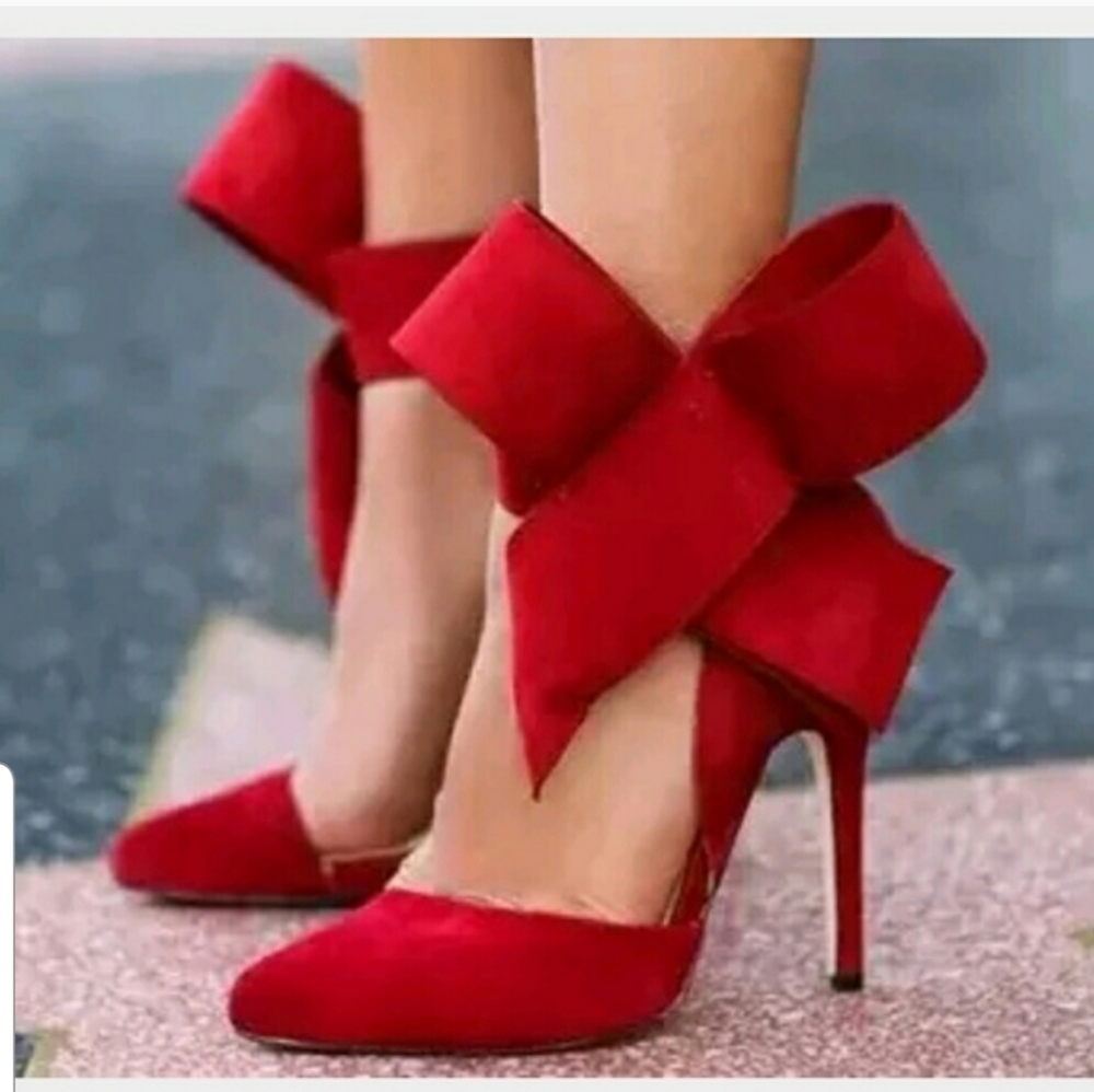 Preloved Red heels
